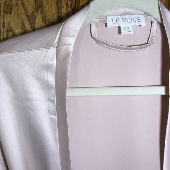 Silk Robe - Picture 3 of 4